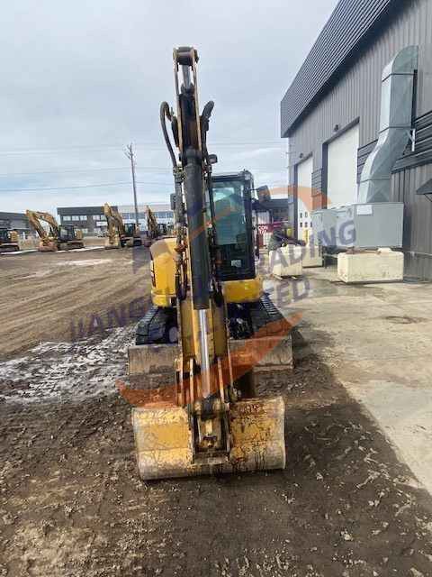 2018 Caterpillar 305.5E mini excavator, front view 2018 Caterpillar 305.5E mini excavator, front view