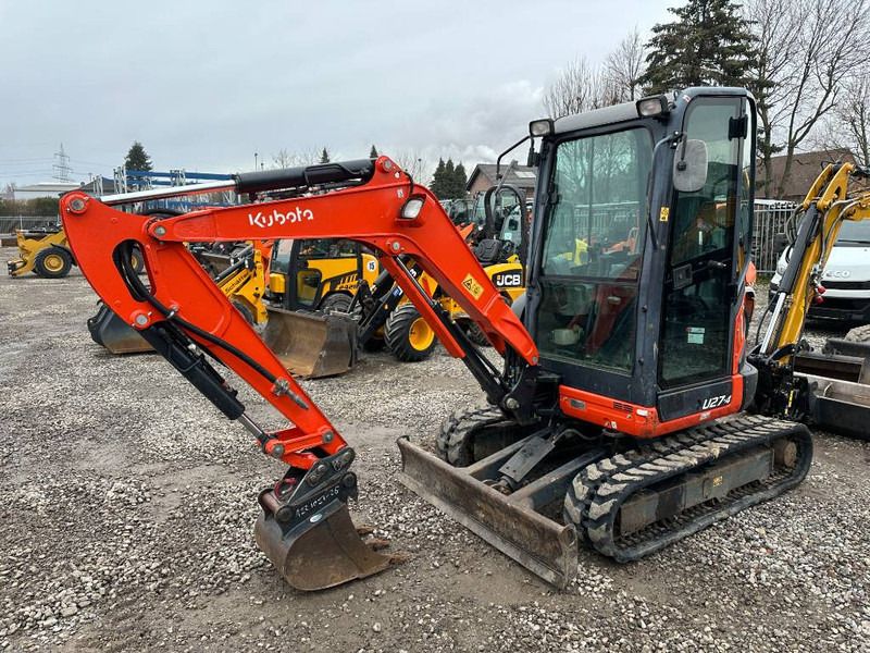 2015 Kubota U27-4 mini excavator, side view 2015 Kubota U27-4 mini excavator, side view