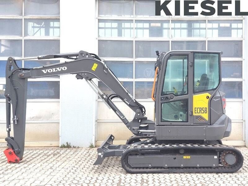 2023 Volvo ECR58F mini excavator side view 2023 Volvo ECR58F mini excavator side view
