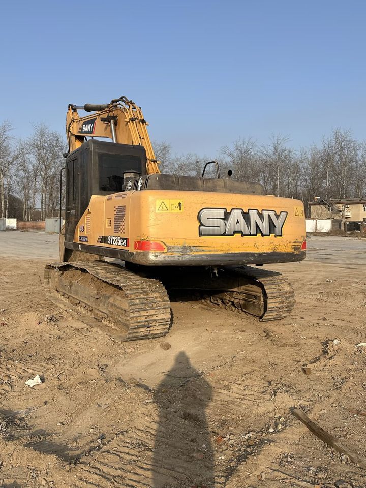 2019 Sany SY235C-9 crawler excavator, rear three-quarter view 2019 Sany SY235C-9 crawler excavator, rear three-quarter view