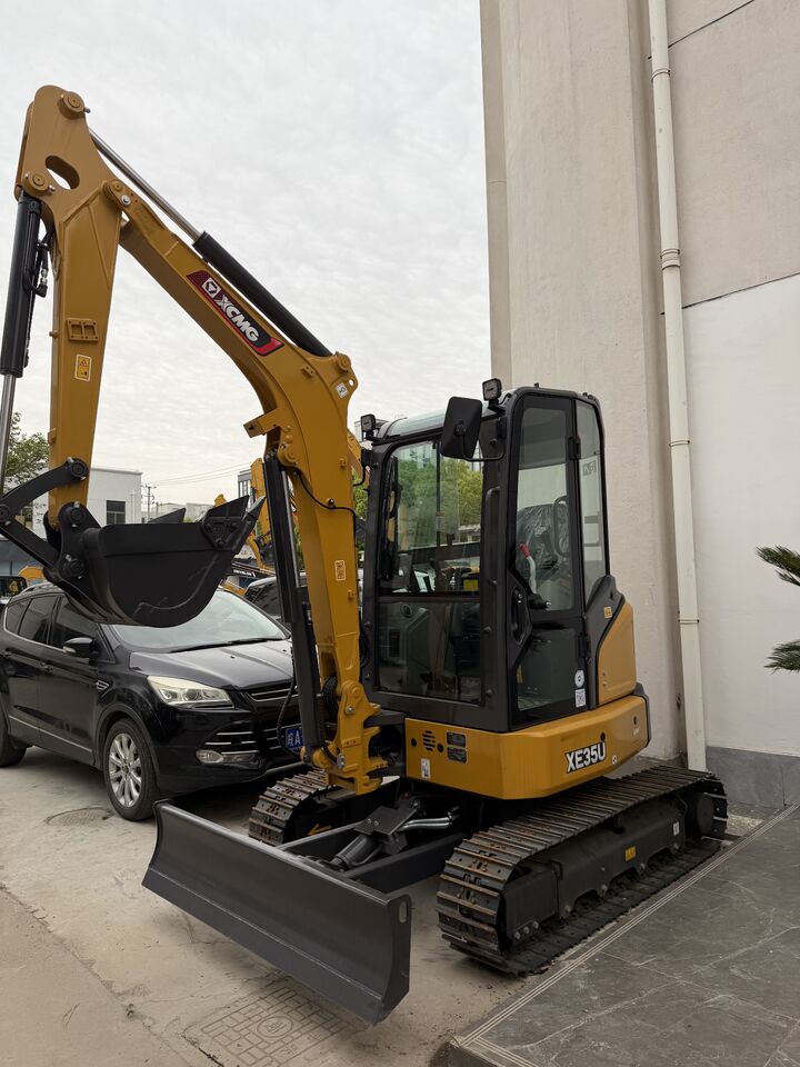 2026 XCMG XE35U crawler excavator, front three-quarter view 2026 XCMG XE35U crawler excavator, front three-quarter view