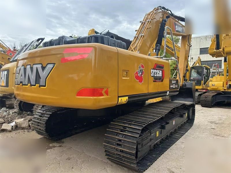 2023 Sany SY235H crawler excavator rear three-quarter view 2023 Sany SY235H crawler excavator rear three-quarter view