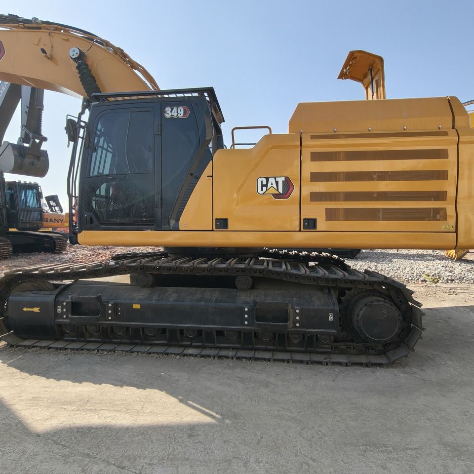 2024 Caterpillar 349GC crawler excavator side view 2024 Caterpillar 349GC crawler excavator side view