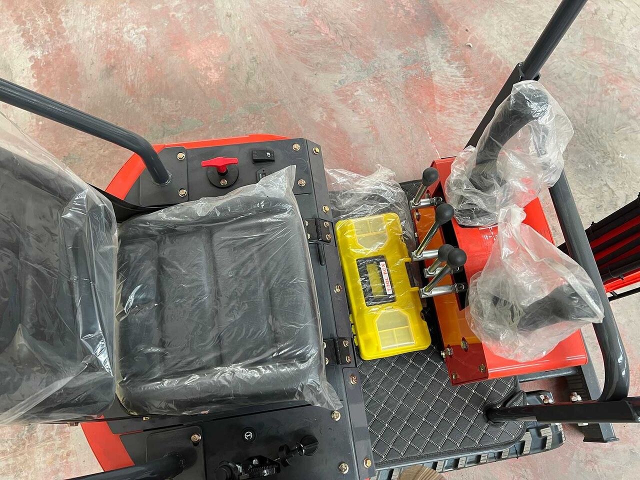 2026 SME TP13 mini excavator operator station view 2026 SME TP13 mini excavator operator station view