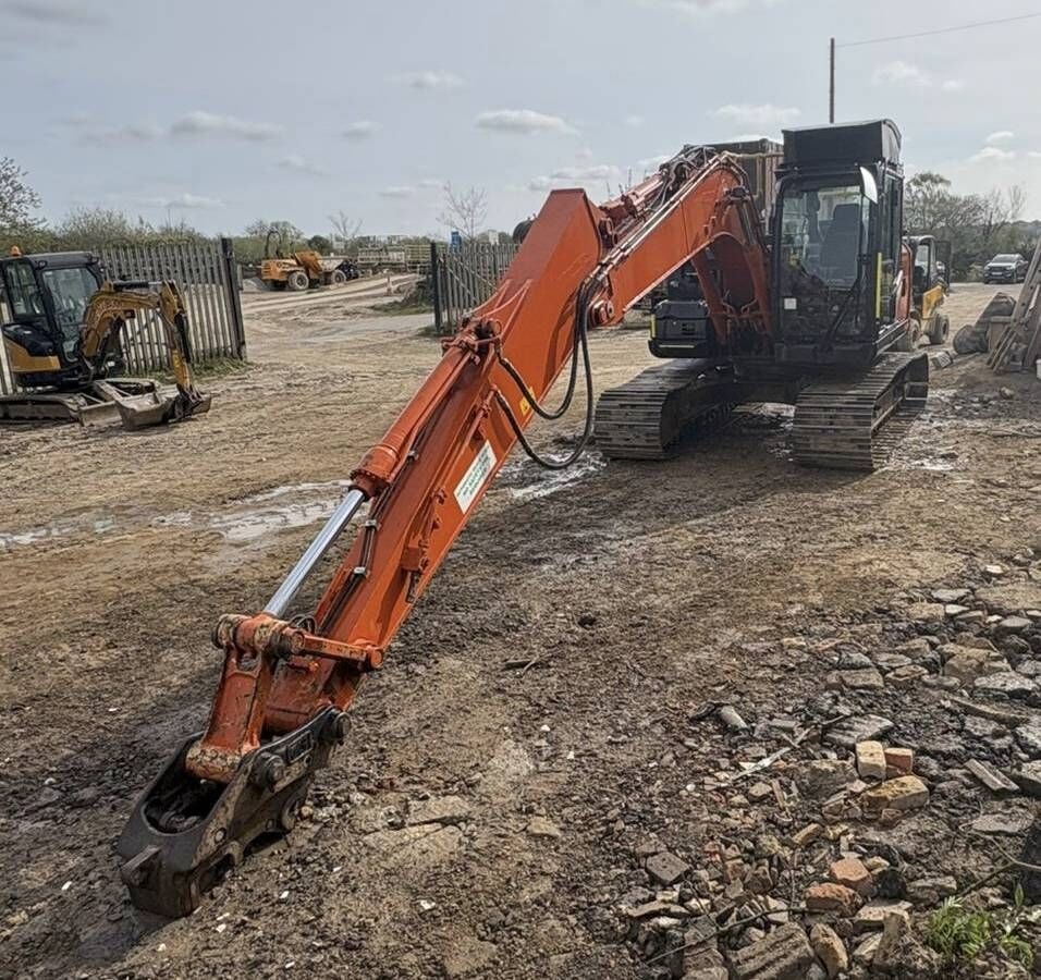 2015 Hitachi ZX130 LC N-7 crawler excavator, front three-quarter view 2015 Hitachi ZX130 LC N-7 crawler excavator, front three-quarter view