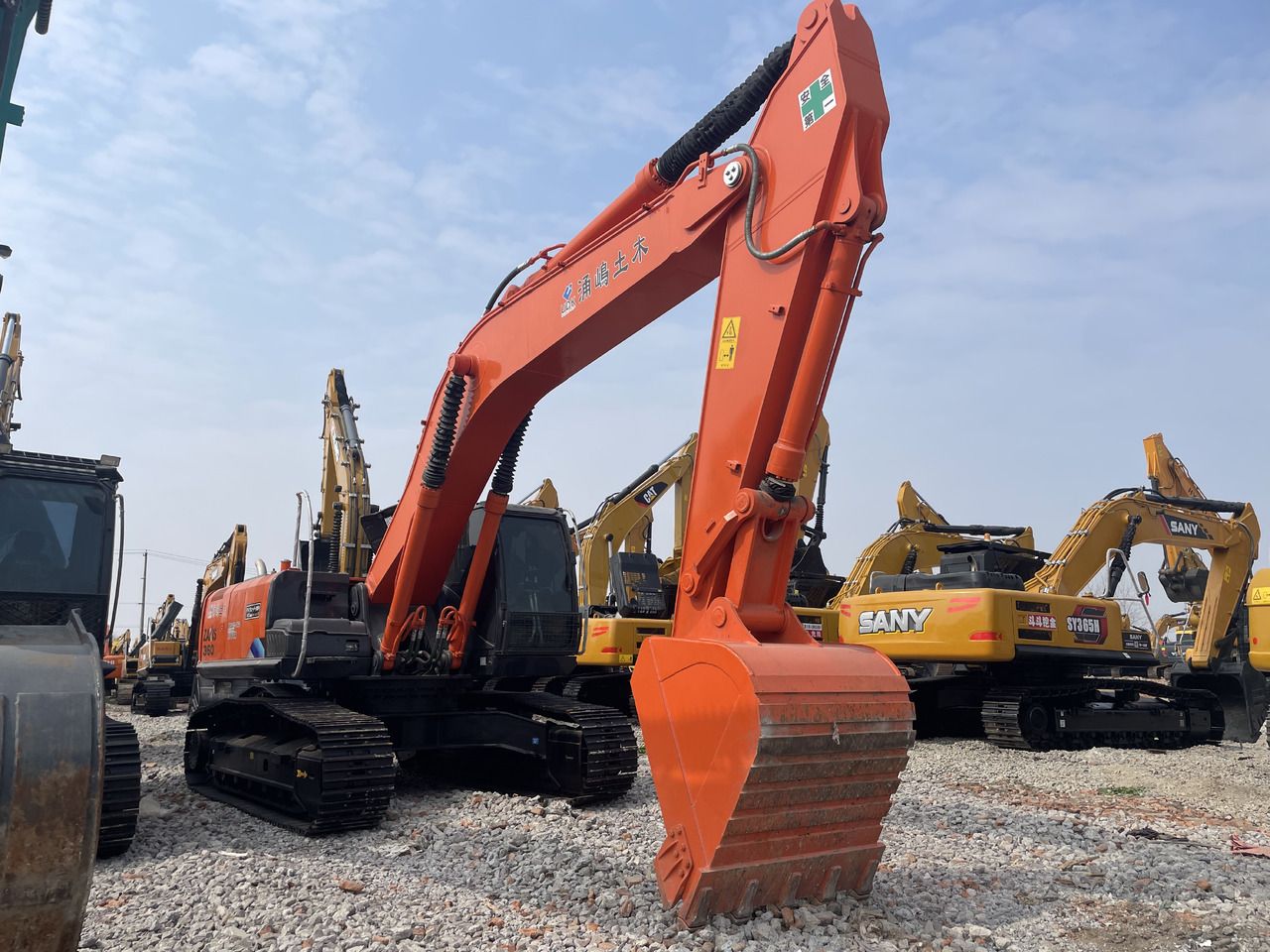 2023 Hitachi ZX360 crawler excavator, front three-quarter view 2023 Hitachi ZX360 crawler excavator, front three-quarter view