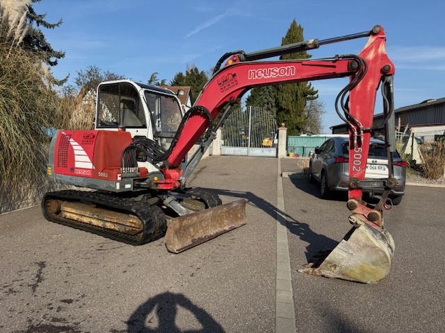 Wacker Neuson 5002 RDV mini excavator, side view Wacker Neuson 5002 RDV mini excavator, side view
