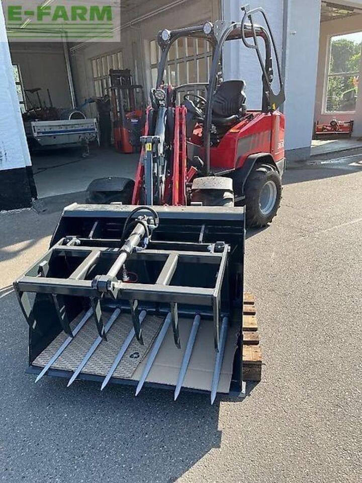 2024 Schäffer 3630 mini excavator with grapple bucket, front view 2024 Schäffer 3630 mini excavator with grapple bucket, front view