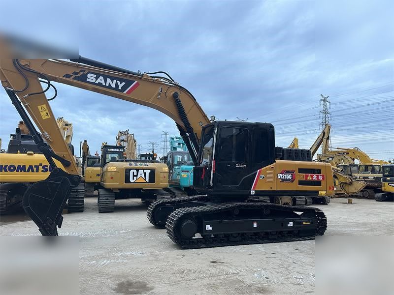 2023 Sany SY215C crawler excavator, side view 2023 Sany SY215C crawler excavator, side view