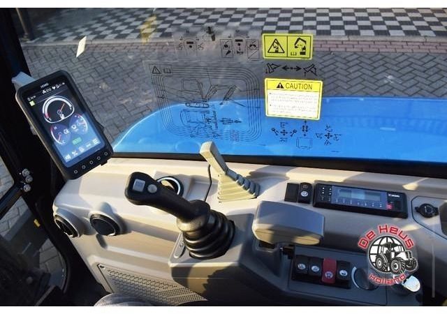 XCMG XE35U-EV mini excavator interior cab view XCMG XE35U-EV mini excavator interior cab view