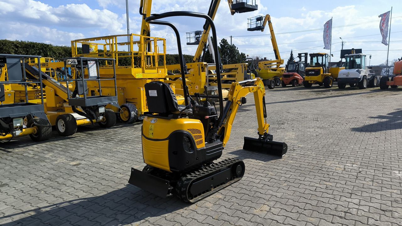2018 Kubota K008-3 mini excavator, rear three-quarter view 2018 Kubota K008-3 mini excavator, rear three-quarter view