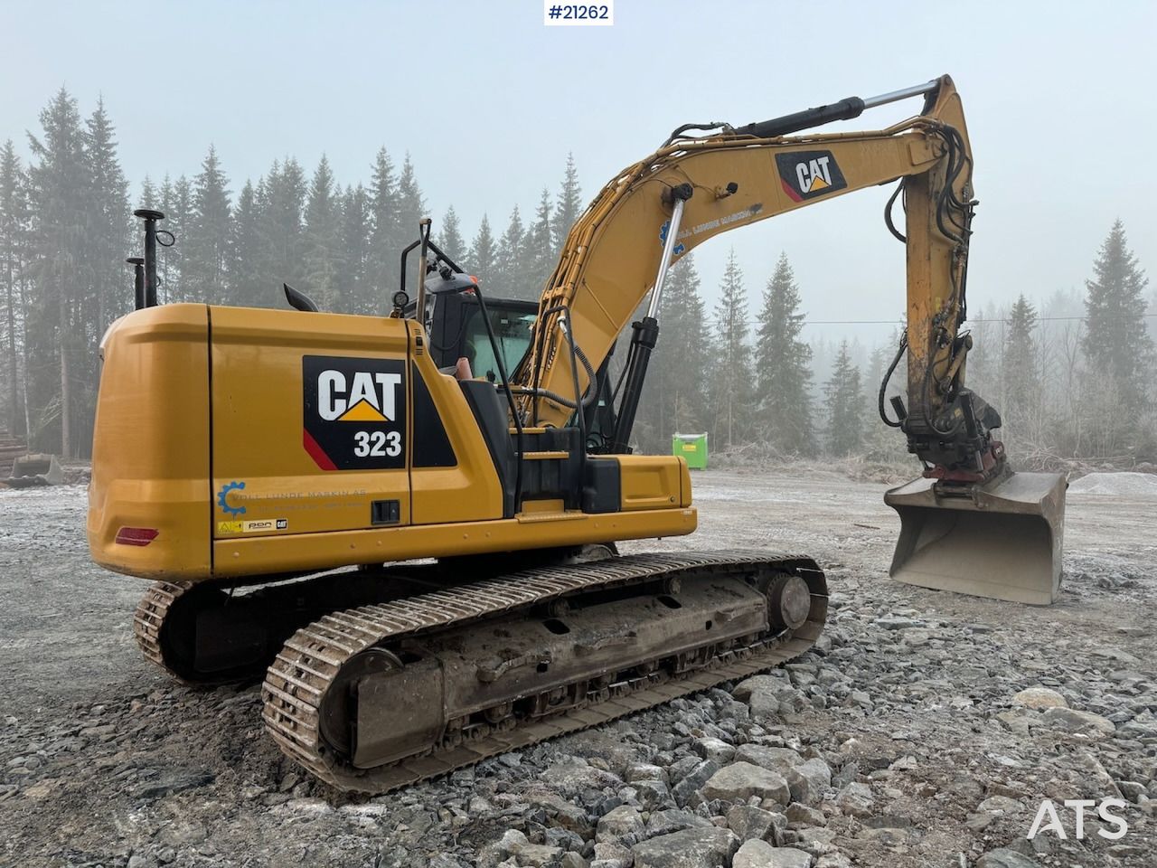 2018 Caterpillar 323 crawler excavator, side view 2018 Caterpillar 323 crawler excavator, side view