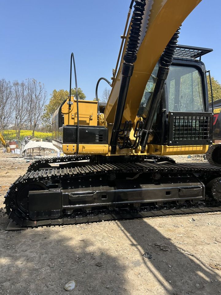2024 Caterpillar 320D rupsgraafmachine, zijaanzicht 2024 Caterpillar 320D rupsgraafmachine, zijaanzicht