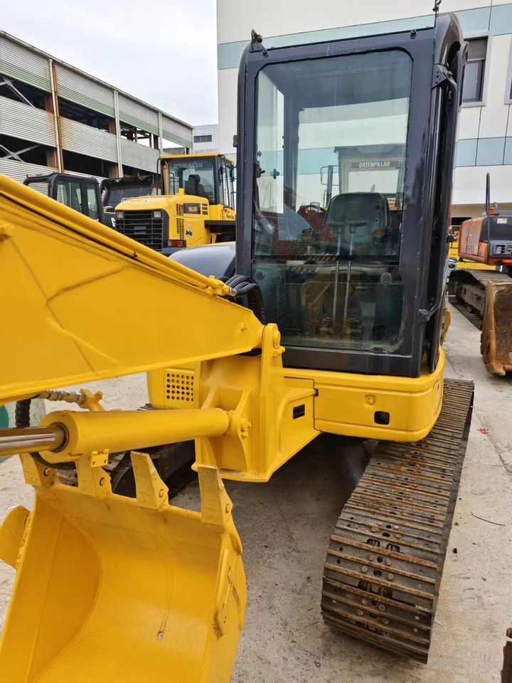 2018 Komatsu PC55MR-2 mini excavator, front three-quarter view 2018 Komatsu PC55MR-2 mini excavator, front three-quarter view