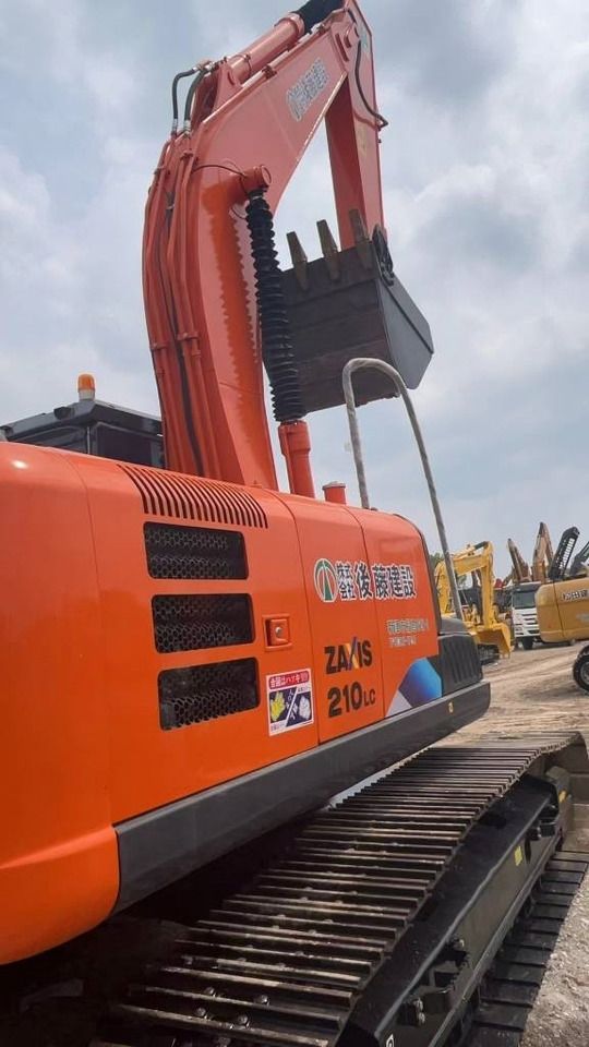 2024 Hitachi Zaxis 210LC crawler excavator side view 2024 Hitachi Zaxis 210LC crawler excavator side view