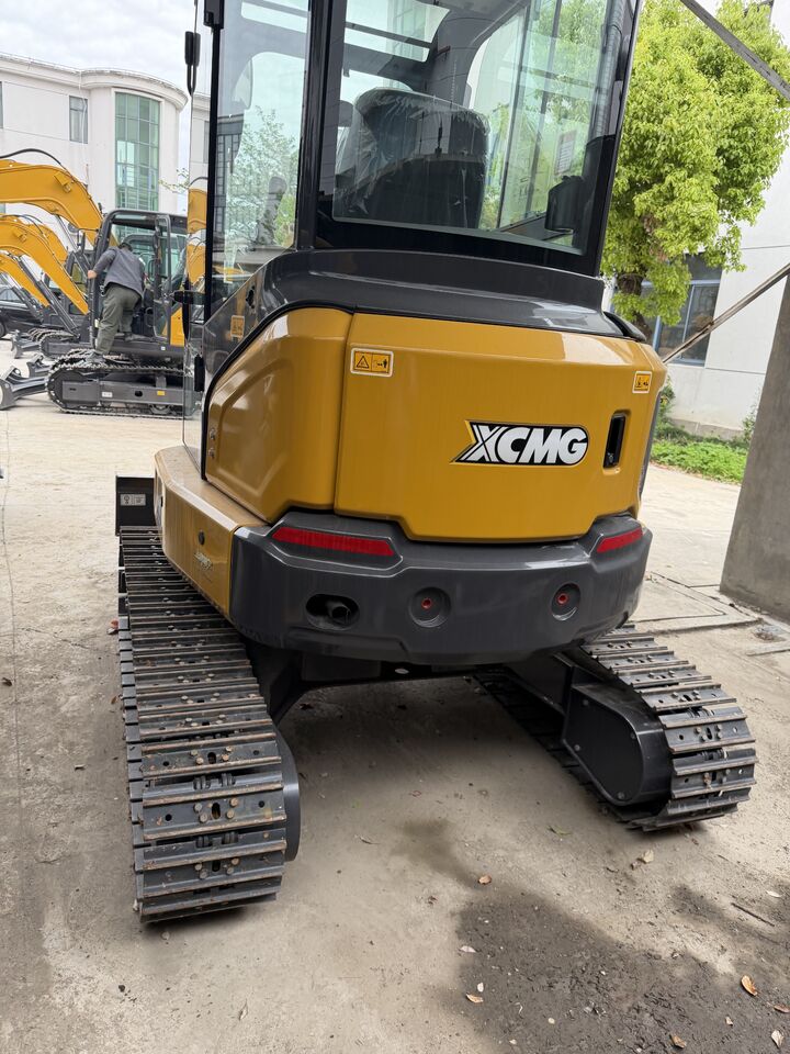 2026 XCMG XE35U crawler excavator rear view 2026 XCMG XE35U crawler excavator rear view