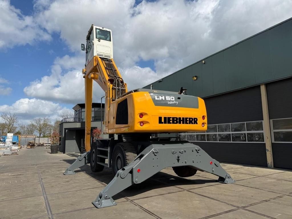 2017 Liebherr LH50M material handler, rear three-quarter view 2017 Liebherr LH50M material handler, rear three-quarter view