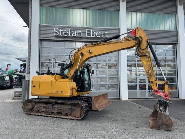 2017 Caterpillar 311FLRR crawler excavator side view 2017 Caterpillar 311FLRR crawler excavator side view