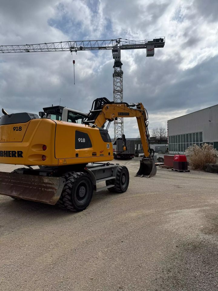 2022 Liebherr 918 wheel excavator rear three-quarter view