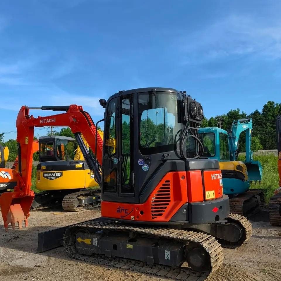 2023 Hitachi ZX30 mini excavator, front three-quarter view 2023 Hitachi ZX30 mini excavator, front three-quarter view