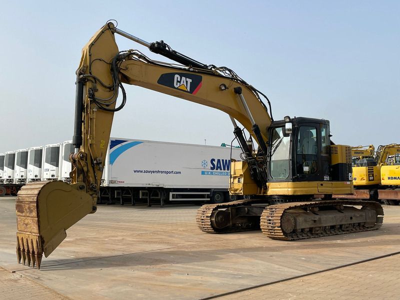 2012 Caterpillar 321D crawler excavator, side view 2012 Caterpillar 321D crawler excavator, side view