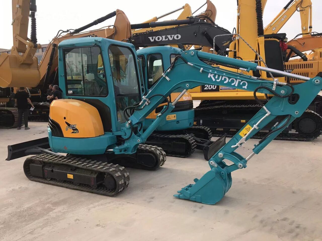 2022 Kubota U25 mini excavator, side view 2022 Kubota U25 mini excavator, side view