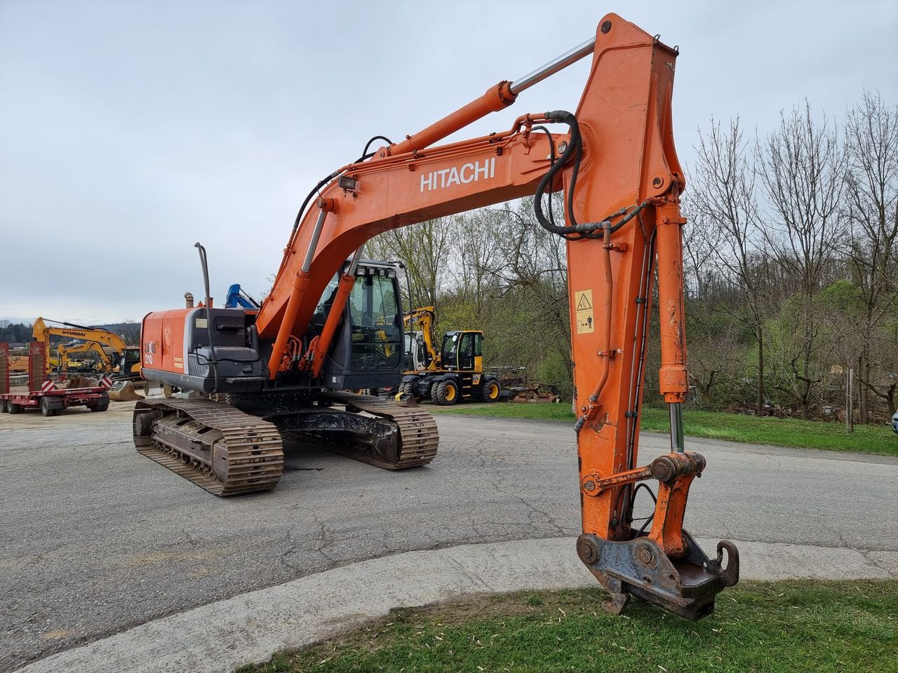 2008 Hitachi ZX210-3 crawler excavator, side profile view