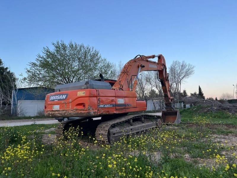 2009 Doosan DX420LC crawler excavator, rear three-quarter view