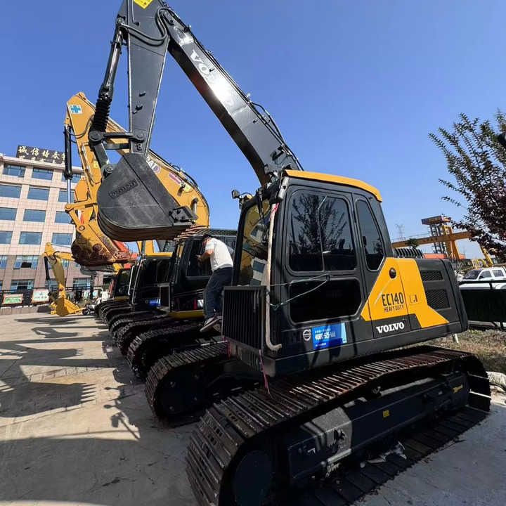 2023 Volvo EC140 crawler excavator, side view 2023 Volvo EC140 crawler excavator, side view