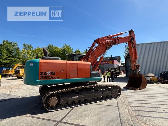 2014 Hitachi ZAXIS 250LCN crawler excavator side view