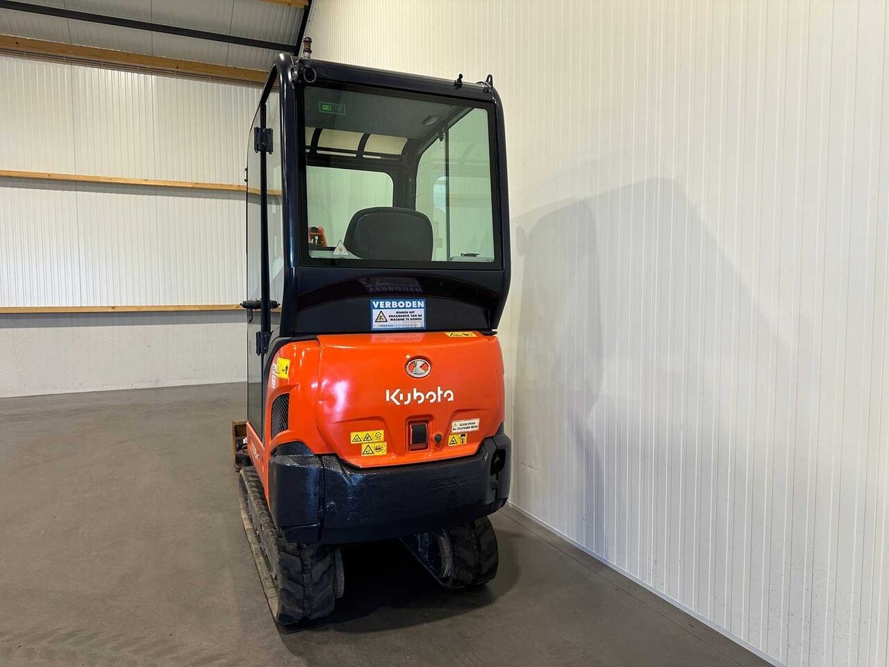 Kubota KX019-4 mini excavator, rear view Kubota KX019-4 mini excavator, rear view