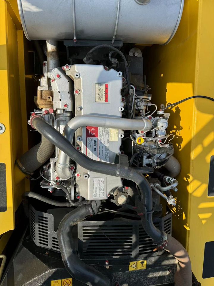 2023 Kobelco SK250 crawler excavator engine bay view 2023 Kobelco SK250 crawler excavator engine bay view