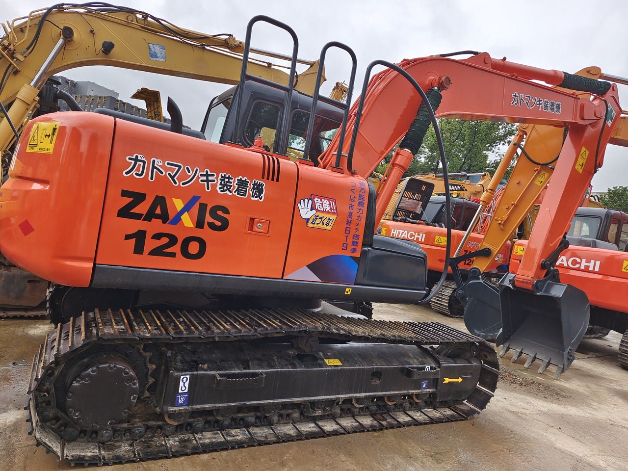 2024 Hitachi ZAXIS 120 crawler excavator side view 2024 Hitachi ZAXIS 120 crawler excavator side view