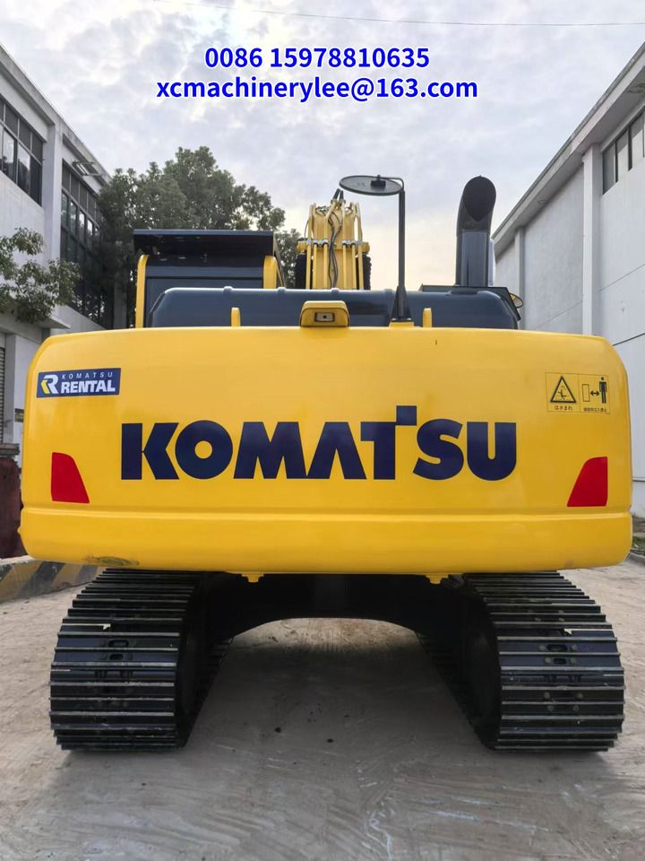 2023 Komatsu PC200 crawler excavator rear view 2023 Komatsu PC200 crawler excavator rear view