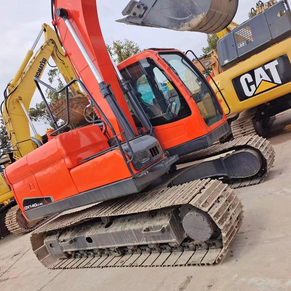 2017 Doosan DX140LC excavator, side view