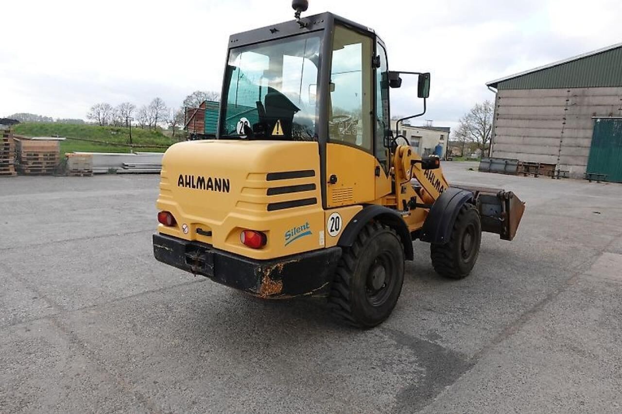2005 Ahlmann AL 80 mini excavator, rear three-quarter view 2005 Ahlmann AL 80 mini excavator, rear three-quarter view