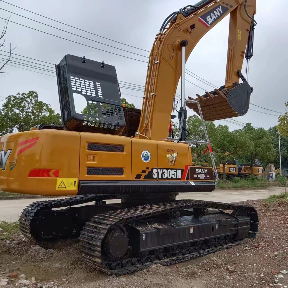 2019 Sany SY305H crawler excavator, rear three-quarter view 2019 Sany SY305H crawler excavator, rear three-quarter view