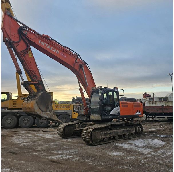 2018 Hitachi ZX350LC-6 crawler excavator, side view 2018 Hitachi ZX350LC-6 crawler excavator, side view