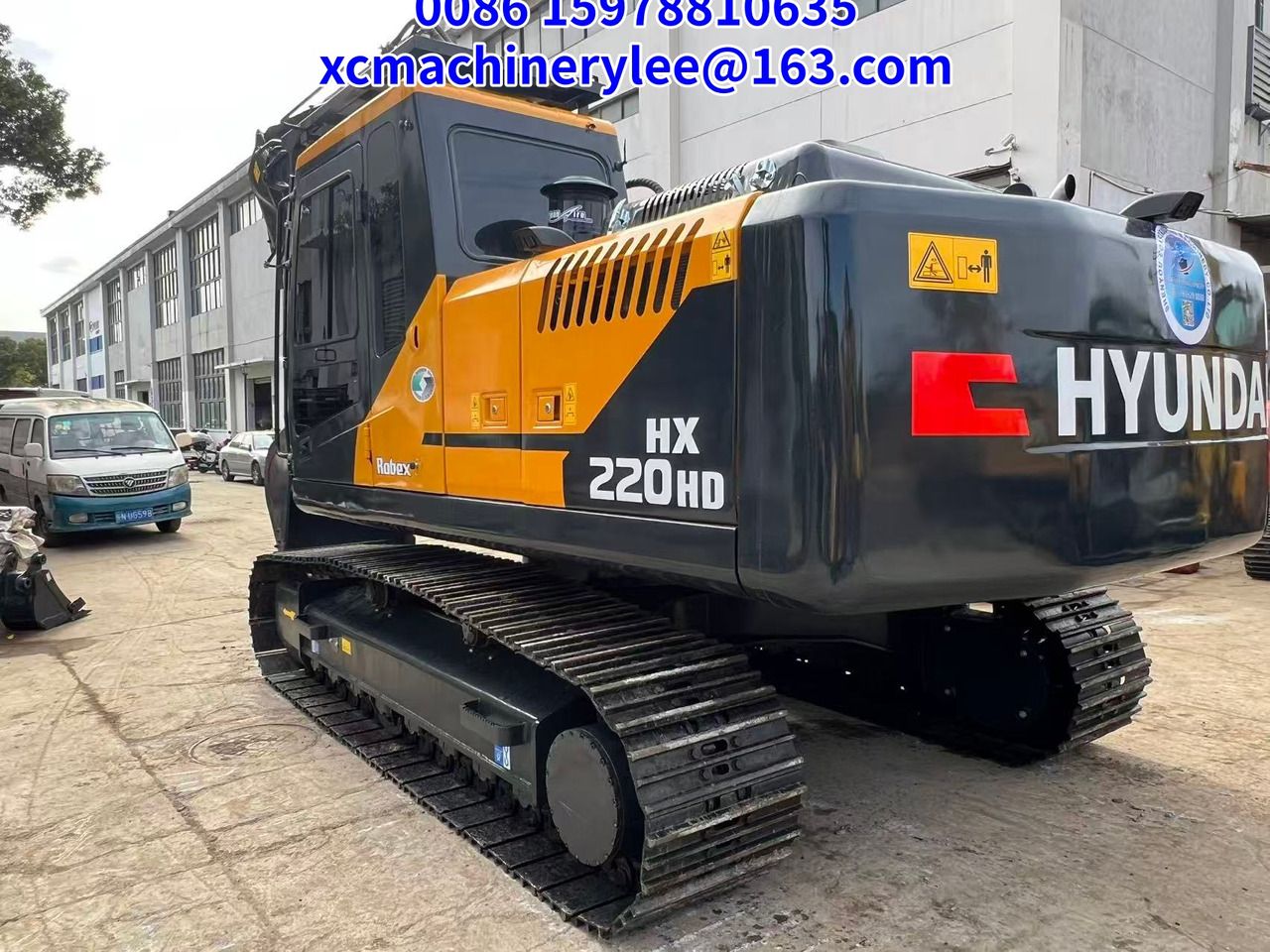 2024 Hyundai HX220HD crawler excavator rear three-quarter view 2024 Hyundai HX220HD crawler excavator rear three-quarter view