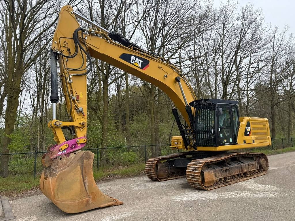 2019 Caterpillar 336 crawler excavator, side view 2019 Caterpillar 336 crawler excavator, side view