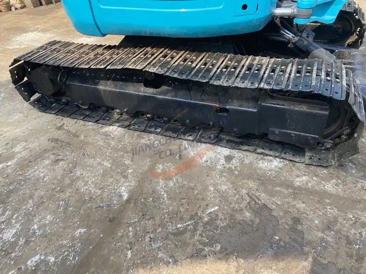 2016 Kubota KX155 crawler excavator track detail 2016 Kubota KX155 crawler excavator track detail