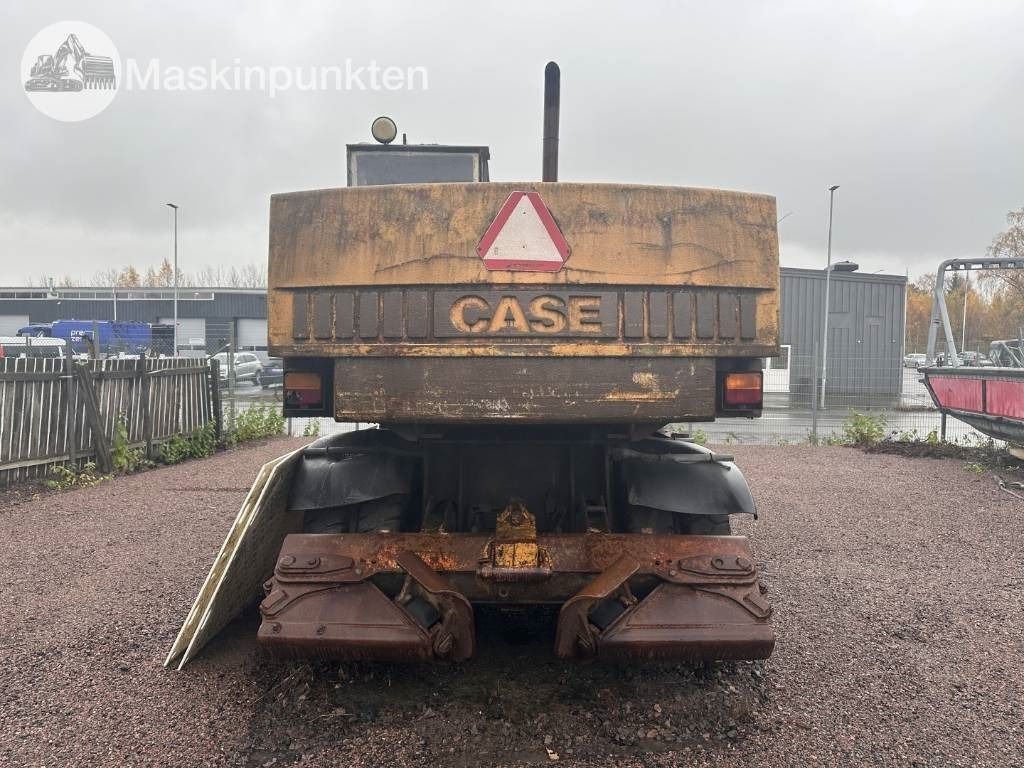 1990 CASE 1088 P wheel excavator rear view 1990 CASE 1088 P wheel excavator rear view