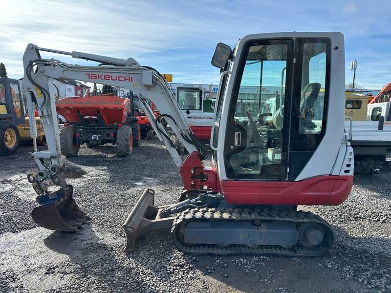 2011 Takeuchi TB 228 mini excavator, side profile view 2011 Takeuchi TB 228 mini excavator, side profile view