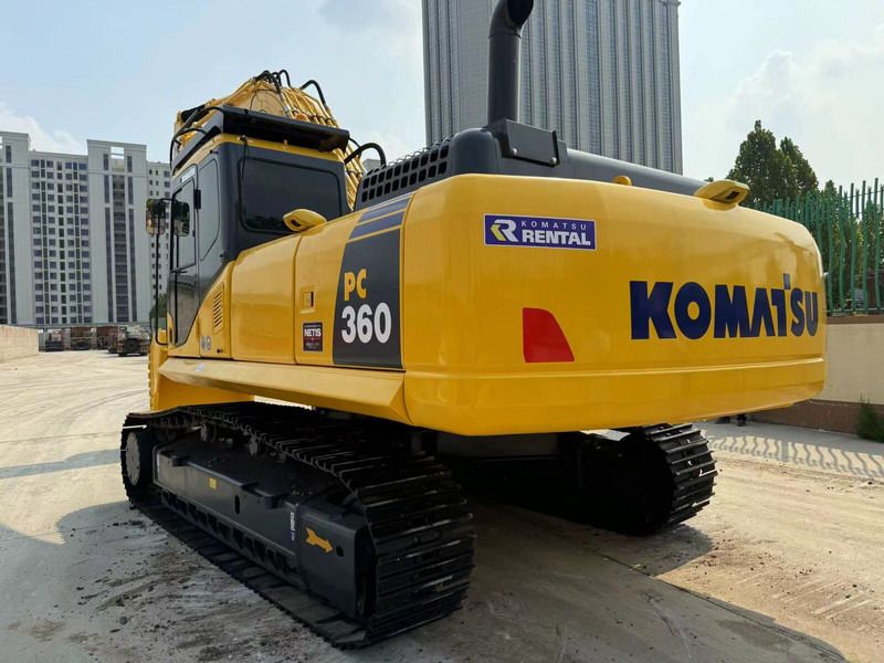 2025 Komatsu PC360 crawler excavator rear three-quarter view 2025 Komatsu PC360 crawler excavator rear three-quarter view