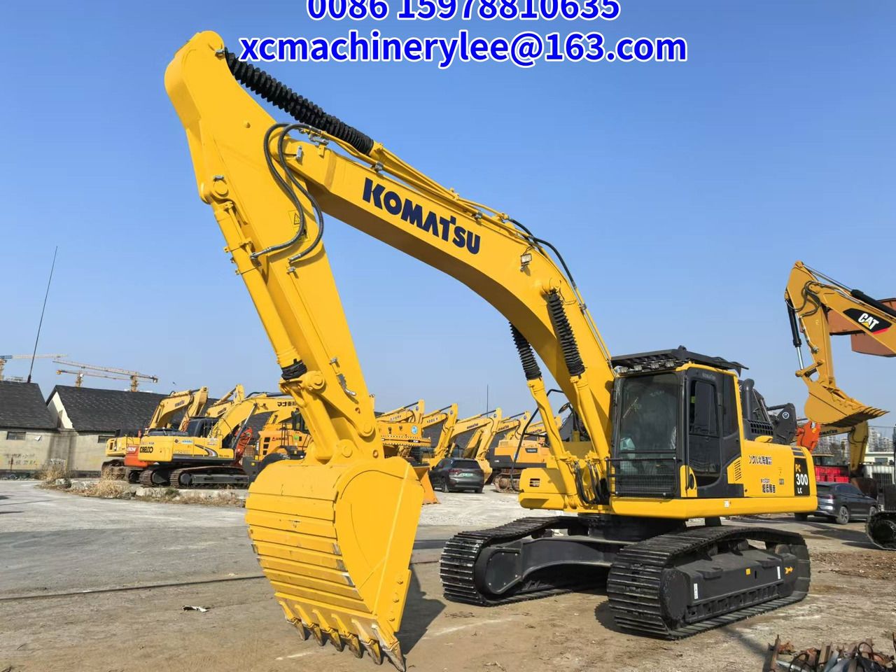 2024 Komatsu PC300 LC crawler excavator, side view 2024 Komatsu PC300 LC crawler excavator, side view