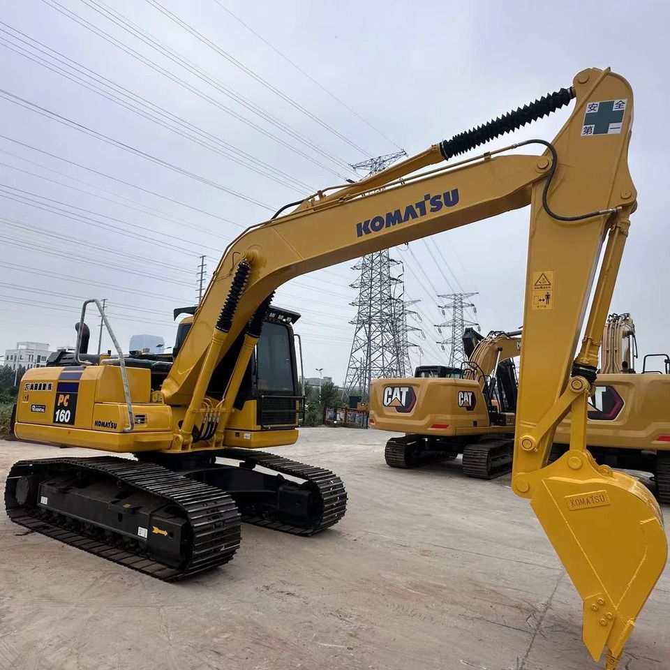 2023 Komatsu PC160 crawler excavator, side view 2023 Komatsu PC160 crawler excavator, side view