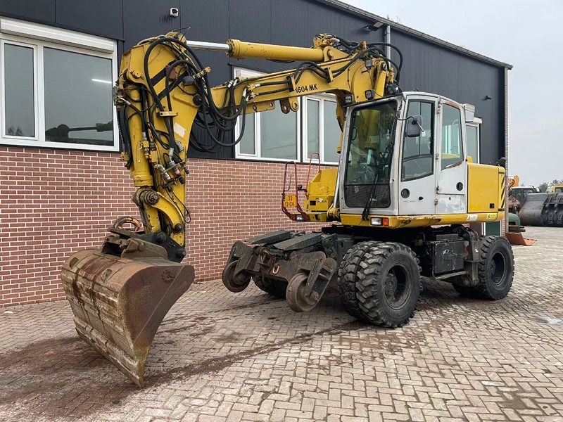 2005 Atlas 1604K wheel excavator, side profile view 2005 Atlas 1604K wheel excavator, side profile view