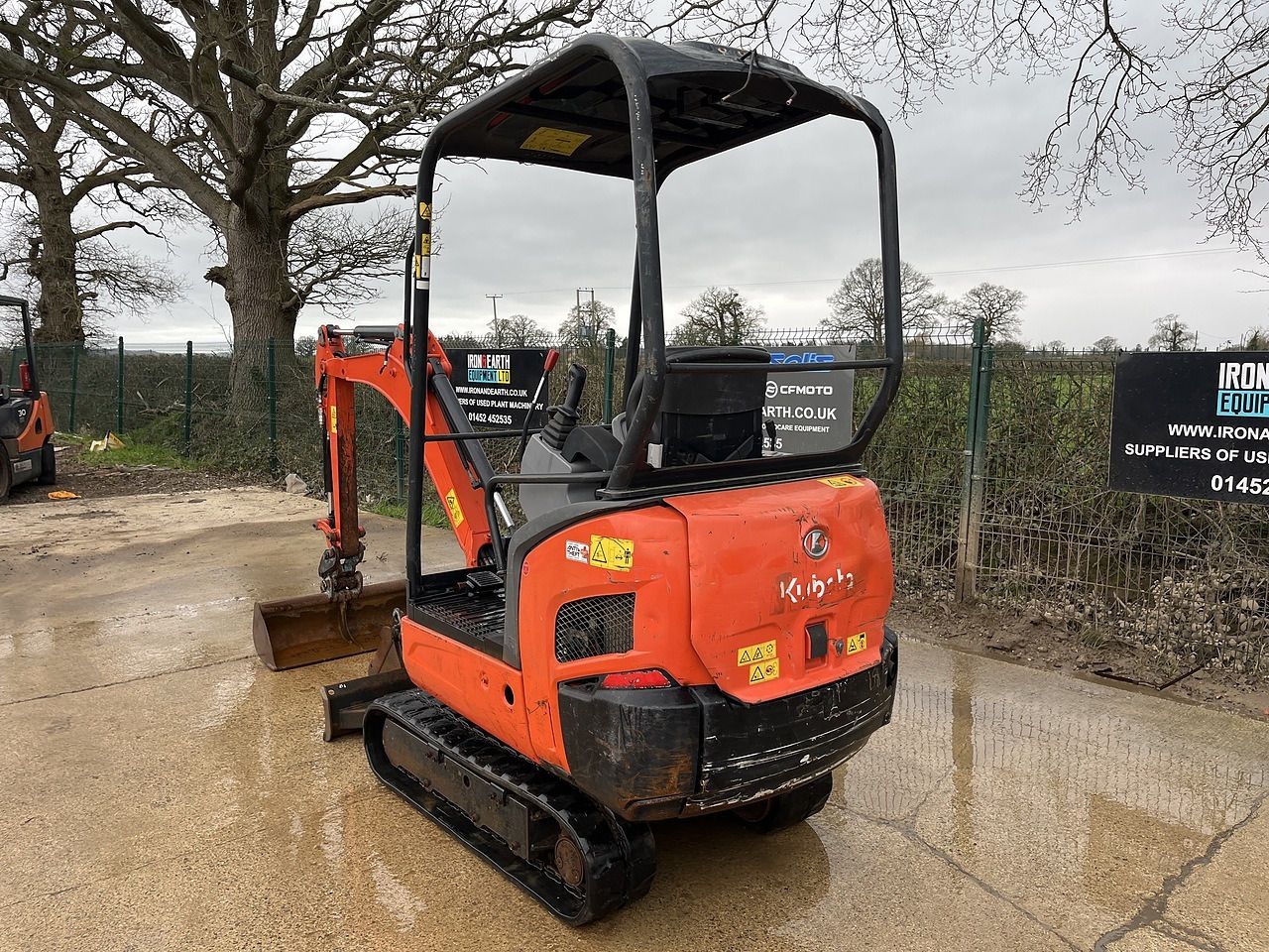 2021 Kubota KX015-4 mini excavator rear three-quarter view