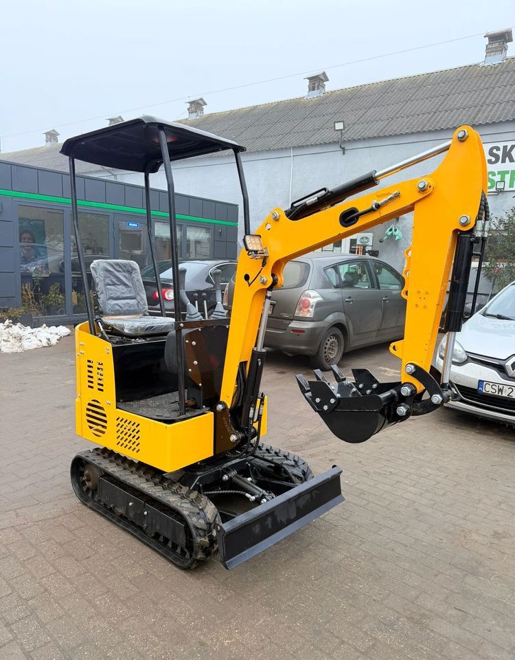 2025 JPC KV12 mini excavator, three-quarter view 2025 JPC KV12 mini excavator, three-quarter view