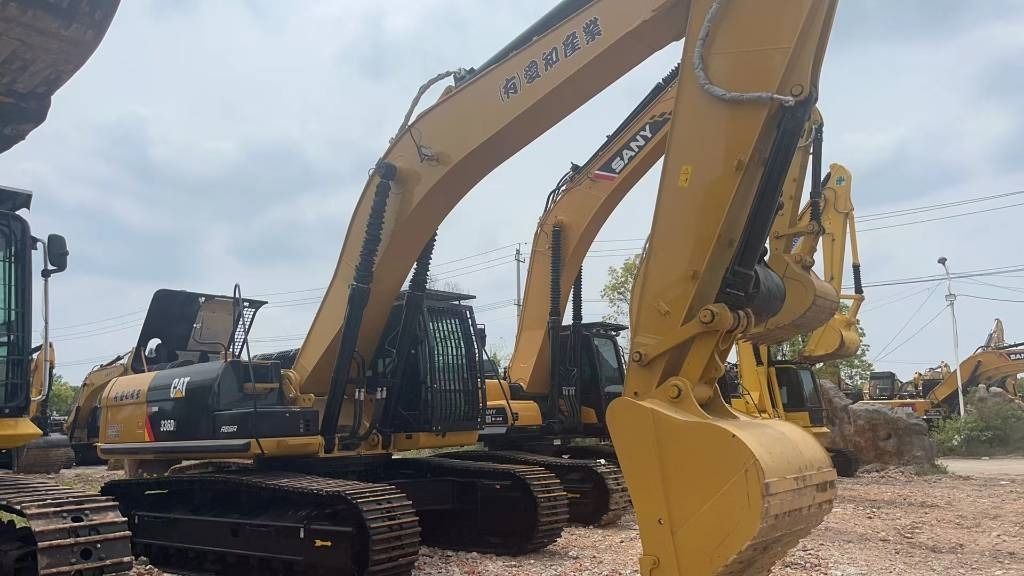 2024 Caterpillar 336 crawler excavator, side view 2024 Caterpillar 336 crawler excavator, side view